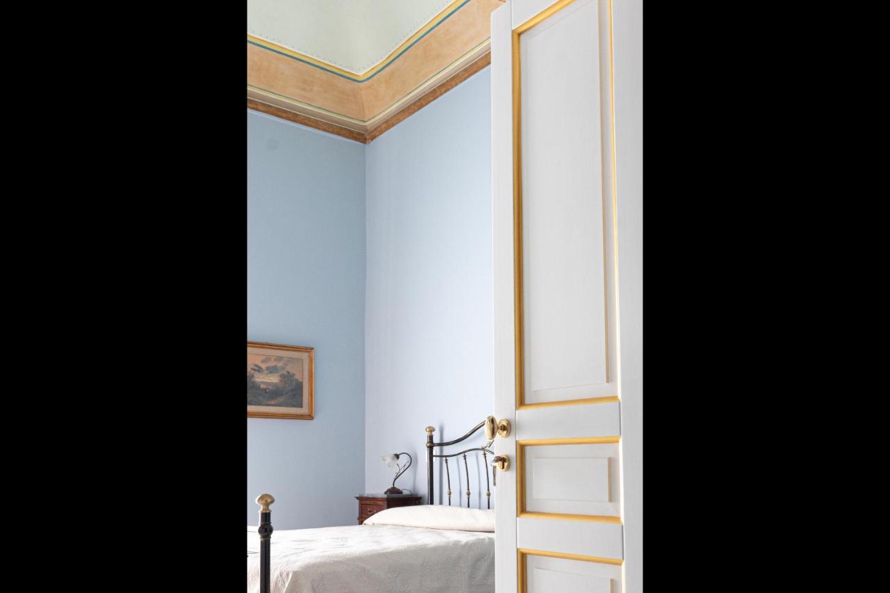 Dimora Lecerf Hotel Palermo Buitenkant foto