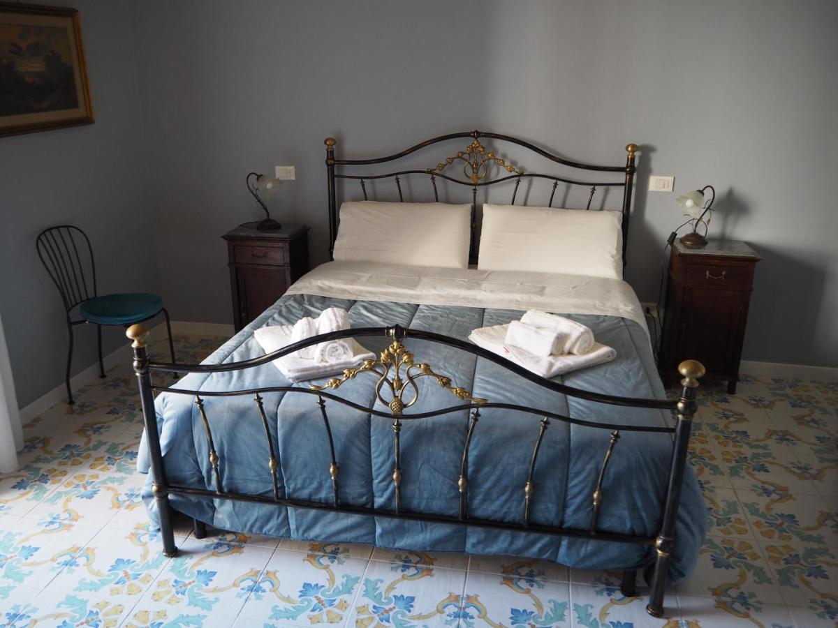Dimora Lecerf Hotel Palermo Buitenkant foto