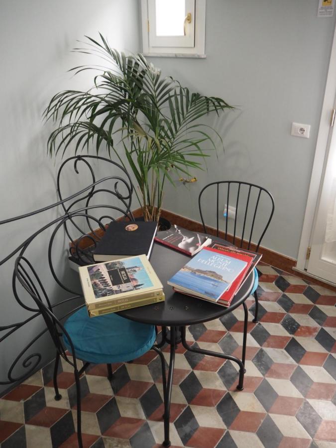 Dimora Lecerf Hotel Palermo Buitenkant foto