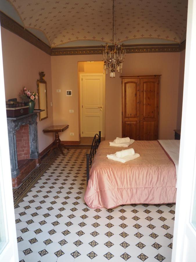 Dimora Lecerf Hotel Palermo Buitenkant foto